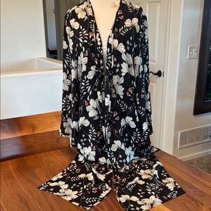 Wrangler Retro Black and White Floral Top